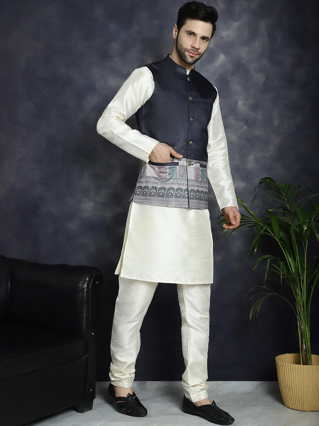 Men'S Printed Nehru Jacket With Solid Kurta Pyjama