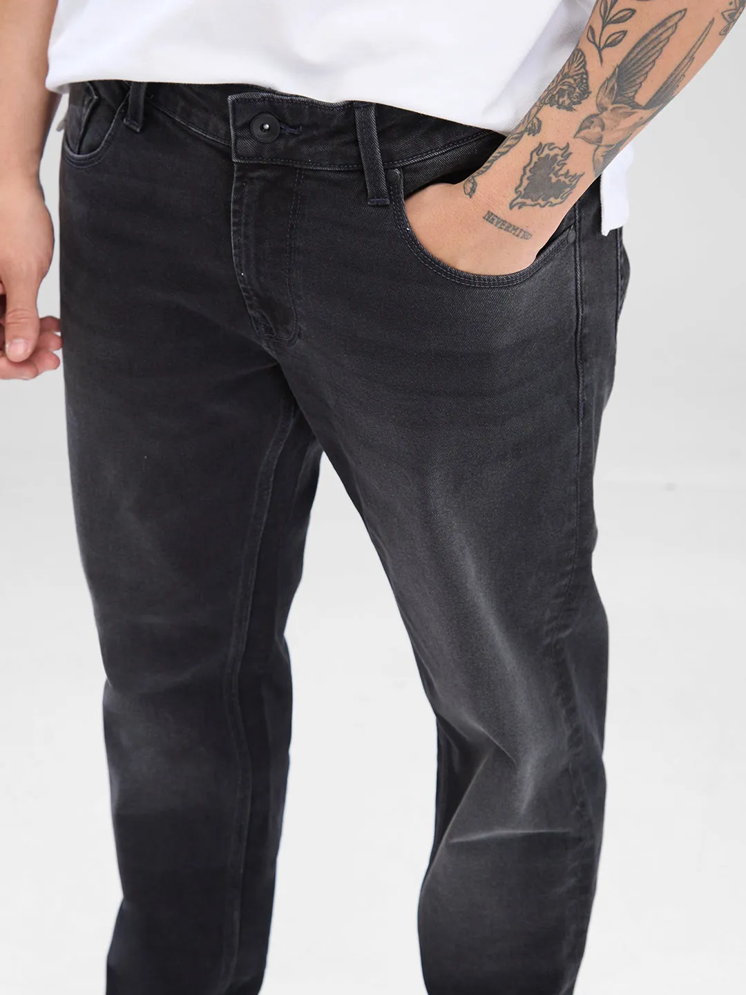 Spykar Carbon Black Regular Jeans For Men