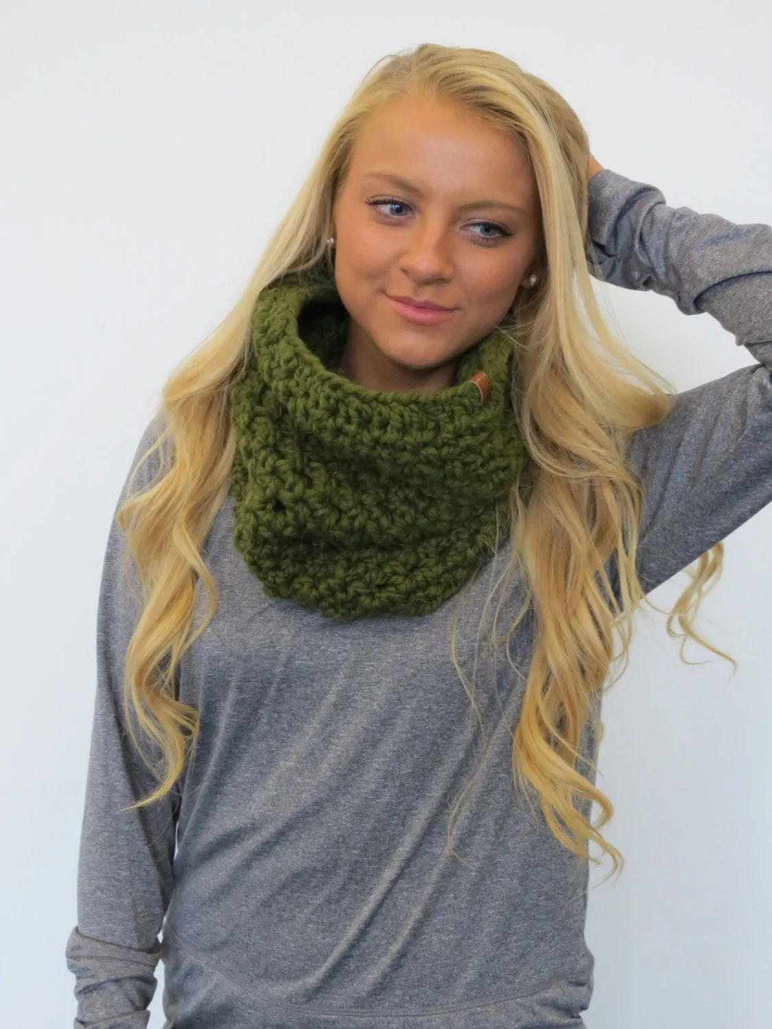 The Oscar Cowl Crochet Pattern - PDF Download